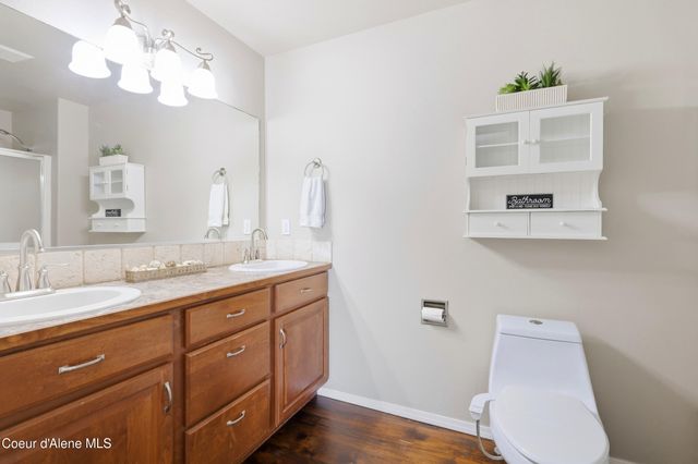 1484 E Bobwhite Ln, Post Falls, ID 83854