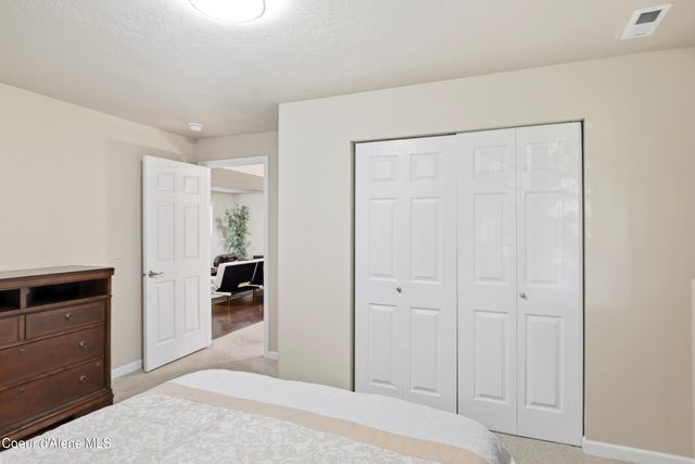 1484 E Bobwhite Ln, Post Falls, ID 83854
