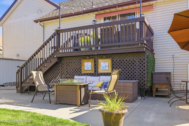 1484 E Bobwhite Ln, Post Falls, ID 83854