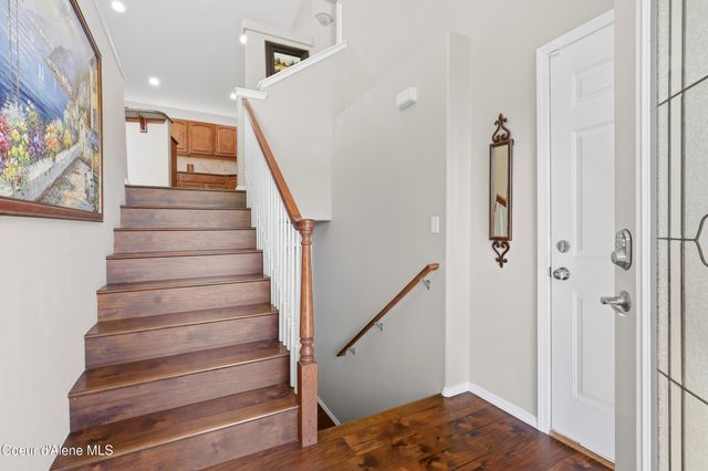 1484 E Bobwhite Ln, Post Falls, ID 83854