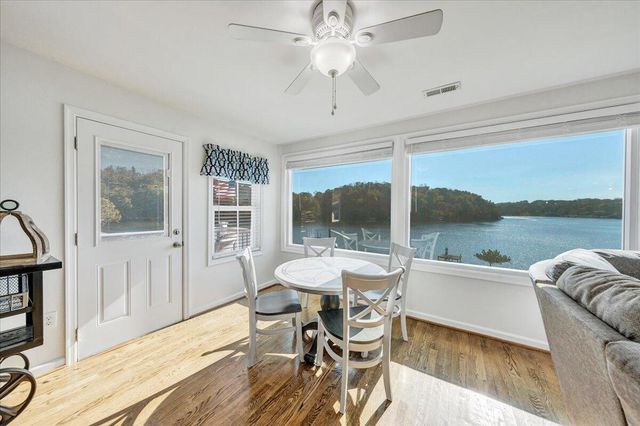 1193 Rebel LN, Goodview, VA 24095