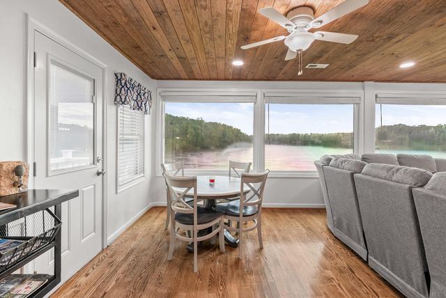 1193 Rebel LN, Goodview, VA 24095