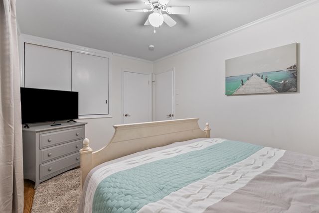 1193 Rebel LN, Goodview, VA 24095