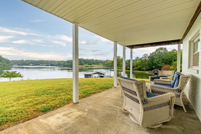 1193 Rebel LN, Goodview, VA 24095