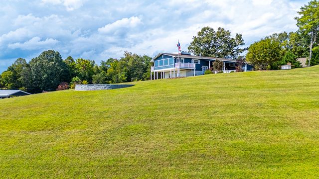 1193 Rebel LN, Goodview, VA 24095