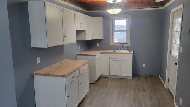 1369 Federal Avenue, La Porte, IN 46350