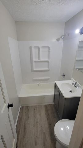 1369 Federal Avenue, La Porte, IN 46350