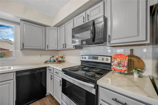 1532 CHEPACKET STREET, Brandon, FL 33511