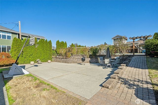 606 Renton Avenue S, Renton, WA 98057