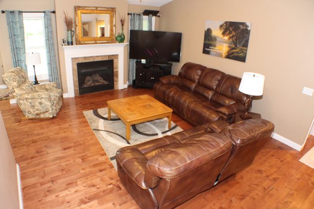 601 N 6th St Circle, Princeton, IA 52768