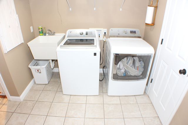 601 N 6th St Circle, Princeton, IA 52768