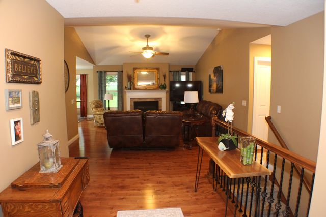 601 N 6th St Circle, Princeton, IA 52768