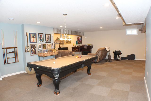 601 N 6th St Circle, Princeton, IA 52768