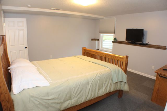 601 N 6th St Circle, Princeton, IA 52768