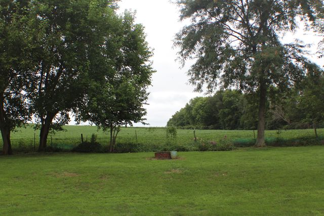 601 N 6th St Circle, Princeton, IA 52768