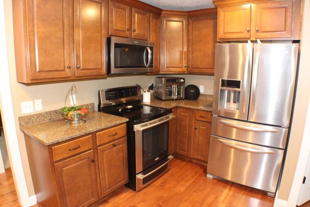 601 N 6th St Circle, Princeton, IA 52768