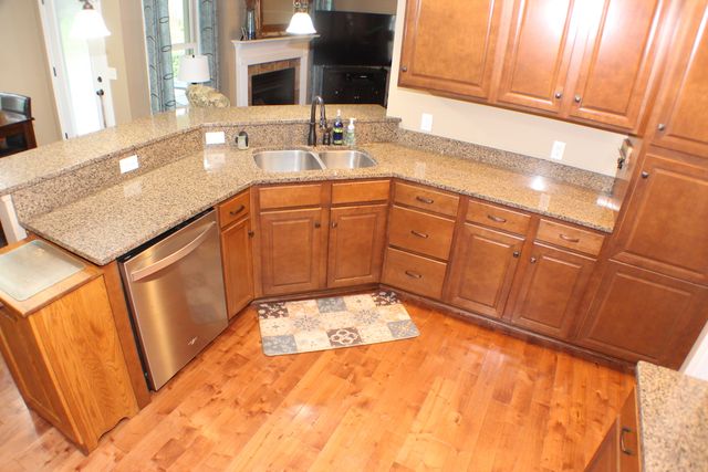 601 N 6th St Circle, Princeton, IA 52768