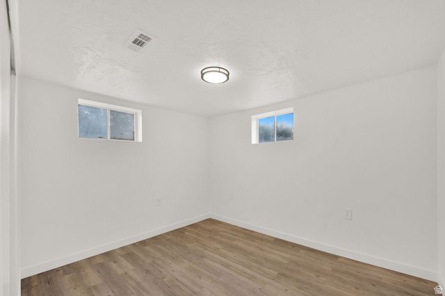 521 E 8045 S, Sandy, UT 84070