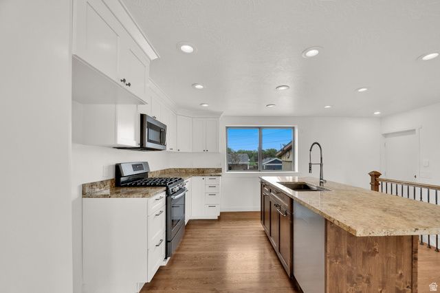 521 E 8045 S, Sandy, UT 84070