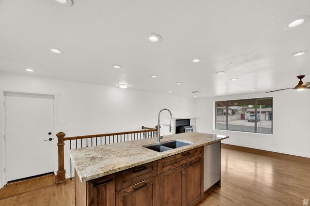 521 E 8045 S, Sandy, UT 84070