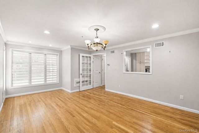 135 Route 306 111, Monsey, NY 10952