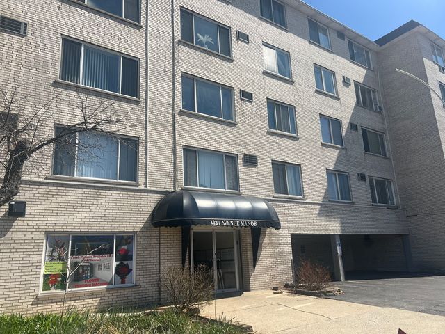 1227 S Harlem Avenue 512, Berwyn, IL 60402