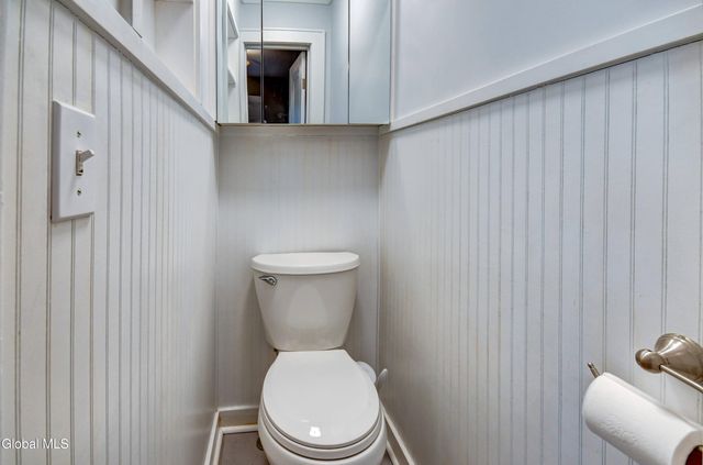 110 E Montgomery Street, Johnstown, NY 12095