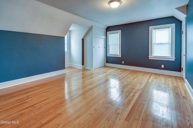 110 E Montgomery Street, Johnstown, NY 12095