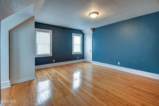 110 E Montgomery Street, Johnstown, NY 12095