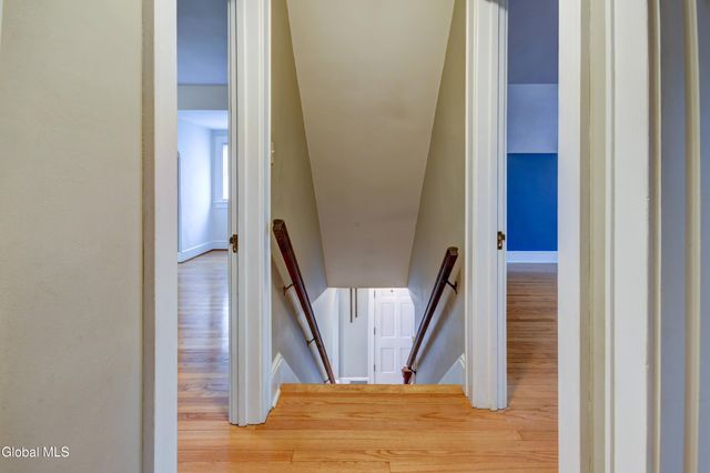 110 E Montgomery Street, Johnstown, NY 12095