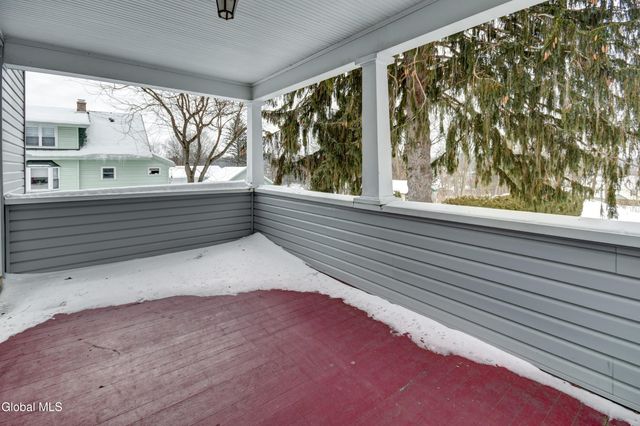 110 E Montgomery Street, Johnstown, NY 12095