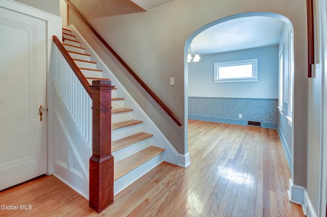 110 E Montgomery Street, Johnstown, NY 12095