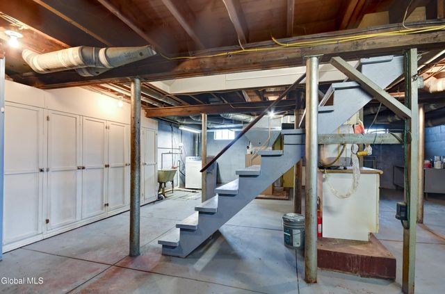 110 E Montgomery Street, Johnstown, NY 12095