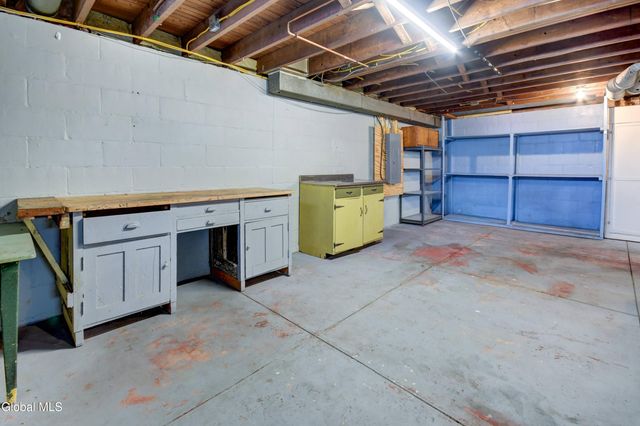 110 E Montgomery Street, Johnstown, NY 12095