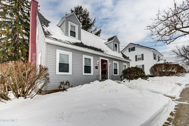 110 E Montgomery Street, Johnstown, NY 12095