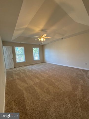 10821 SAMANTHA PL, Fredericksburg, VA 22408