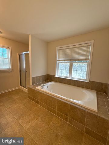 10821 SAMANTHA PL, Fredericksburg, VA 22408