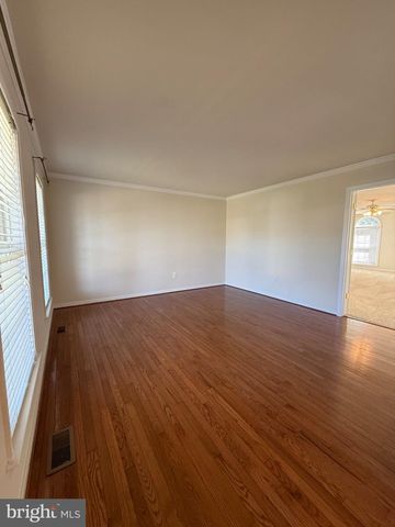 10821 SAMANTHA PL, Fredericksburg, VA 22408
