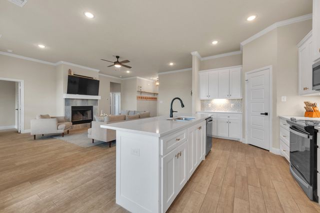 2000 Sweet Springs Road, Weatherford, TX 76088