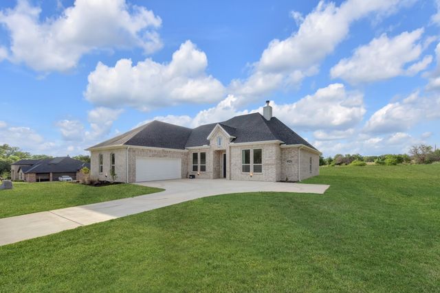 2000 Sweet Springs Road, Weatherford, TX 76088