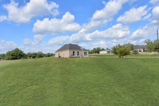 2000 Sweet Springs Road, Weatherford, TX 76088
