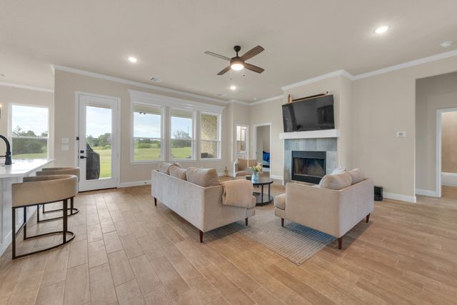 2000 Sweet Springs Road, Weatherford, TX 76088