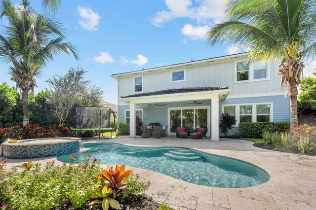 1018 Sweetgrass Street, Loxahatchee, FL 33470