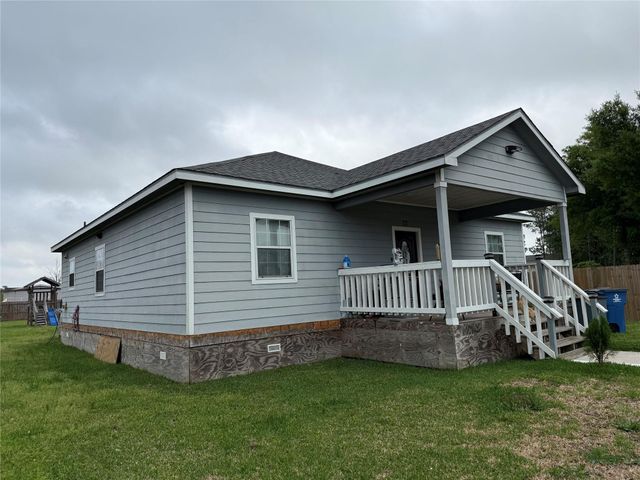 77 Road 5231, Cleveland, TX 77327