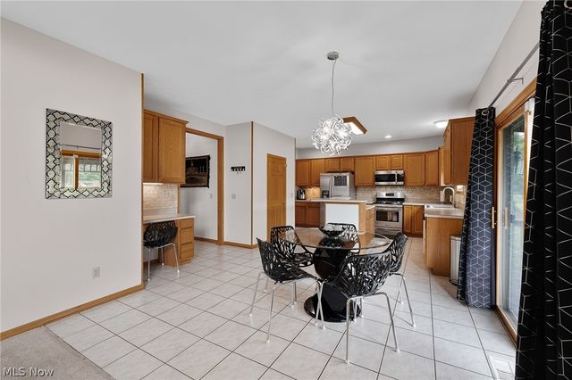 13435 Glenbrook Drive, Strongsville, OH 44136