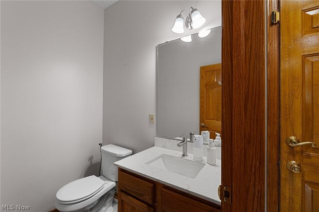 13435 Glenbrook Drive, Strongsville, OH 44136