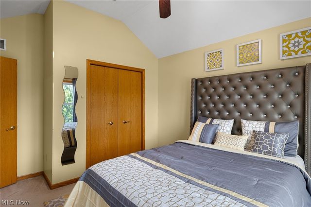 13435 Glenbrook Drive, Strongsville, OH 44136