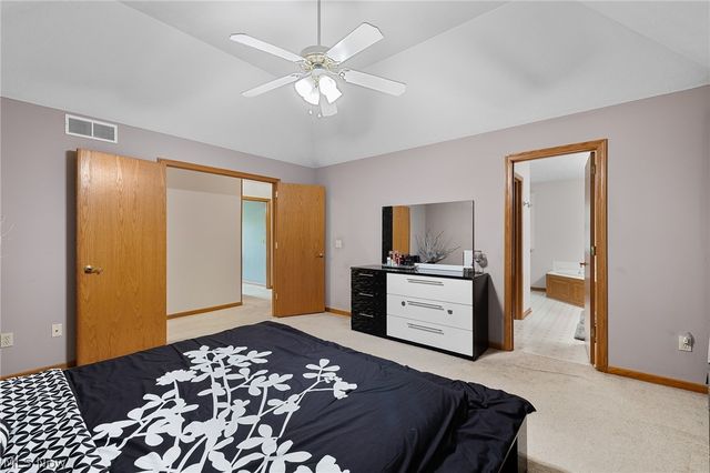 13435 Glenbrook Drive, Strongsville, OH 44136