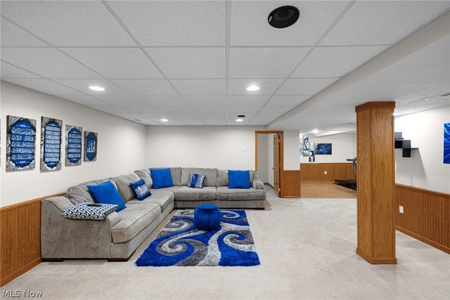 13435 Glenbrook Drive, Strongsville, OH 44136