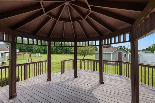 13435 Glenbrook Drive, Strongsville, OH 44136